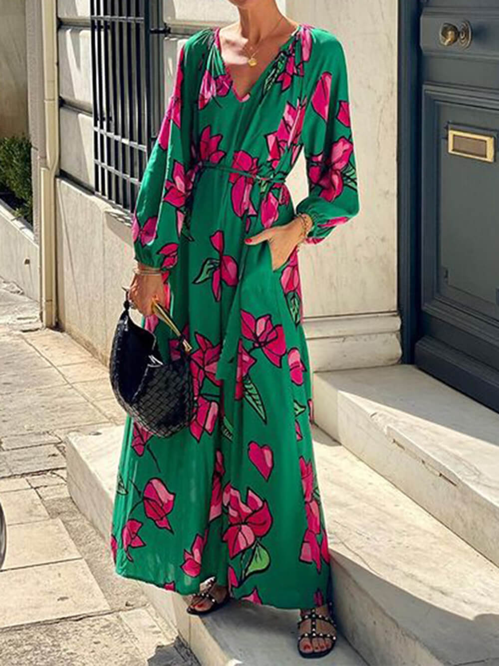 Women’s Maxi Dress – Floral Print – V-Neck – Long Sleeve – Belted Waist – Lightweight