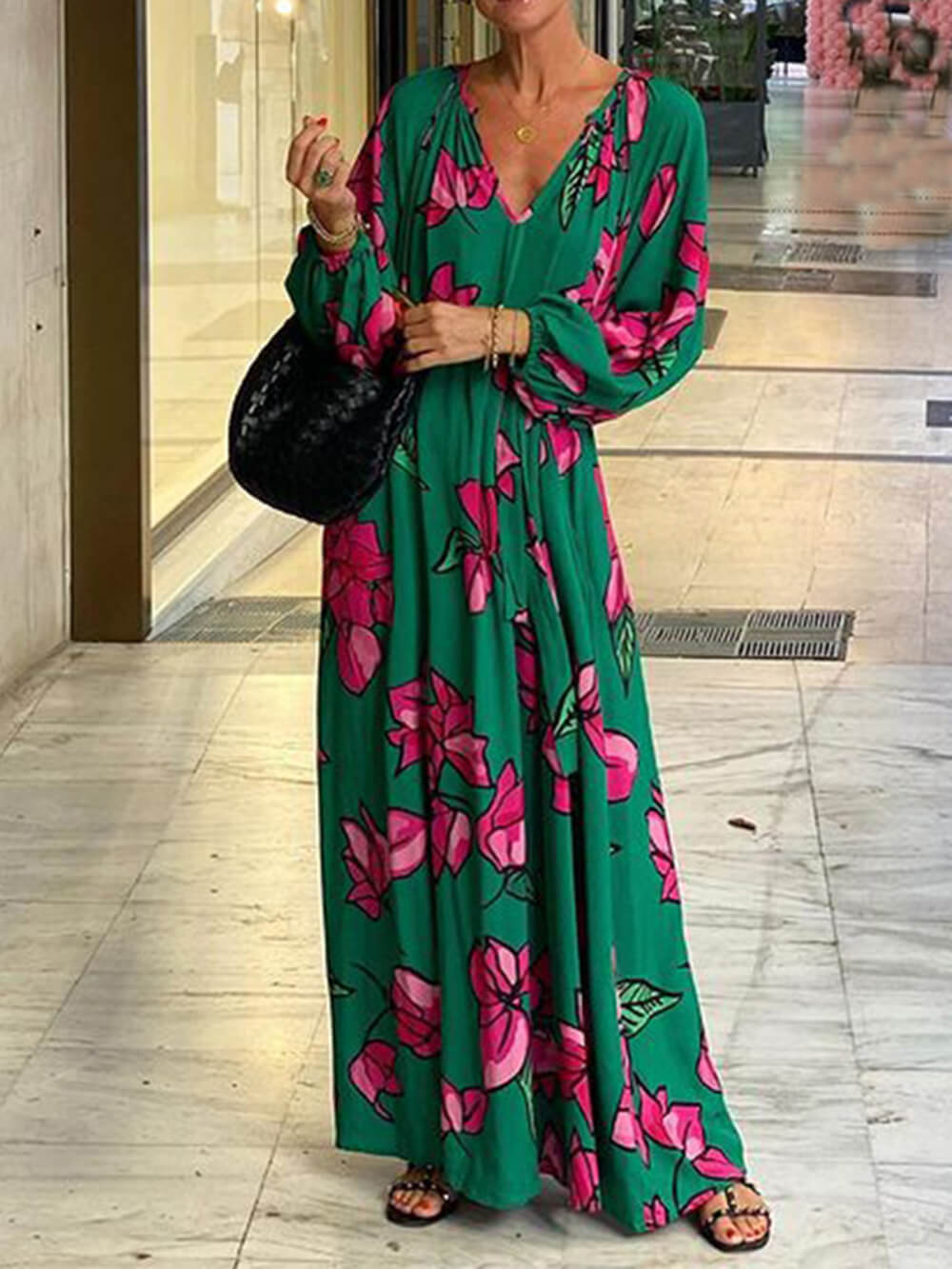 Women’s Maxi Dress – Floral Print – V-Neck – Long Sleeve – Belted Waist – Lightweight