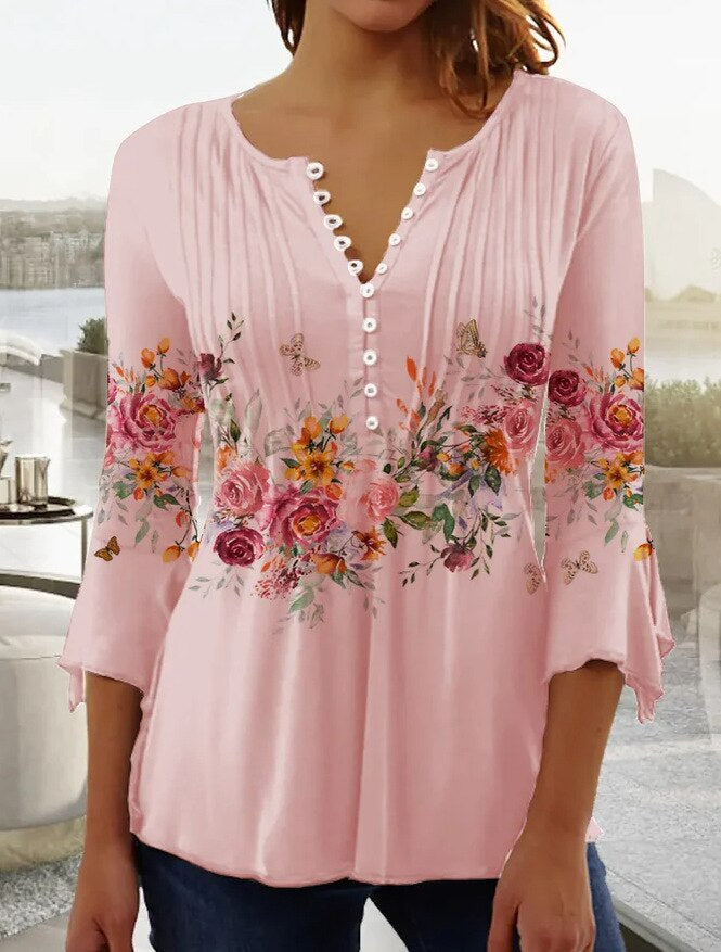 Women’s Floral Top – Relaxed Fit – V-Neck – 3/4 Sleeve – Breathable Blend – Pleated Detail