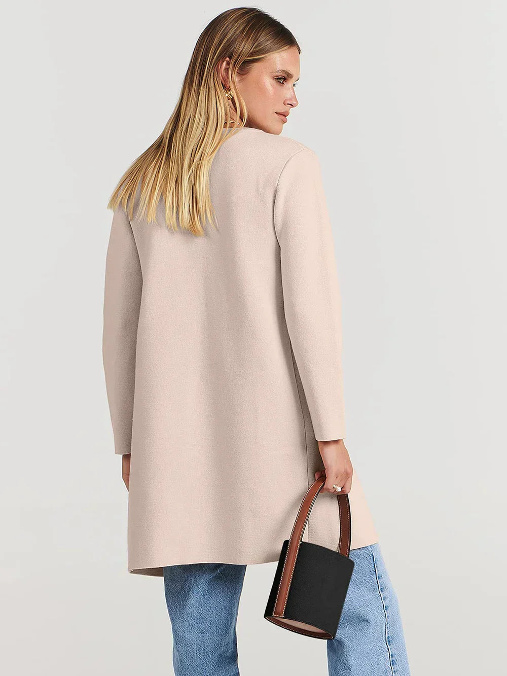 Women’s Knee-Length Coat – Wool Blend – Relaxed Fit – Wide Lapel – Patch Pockets