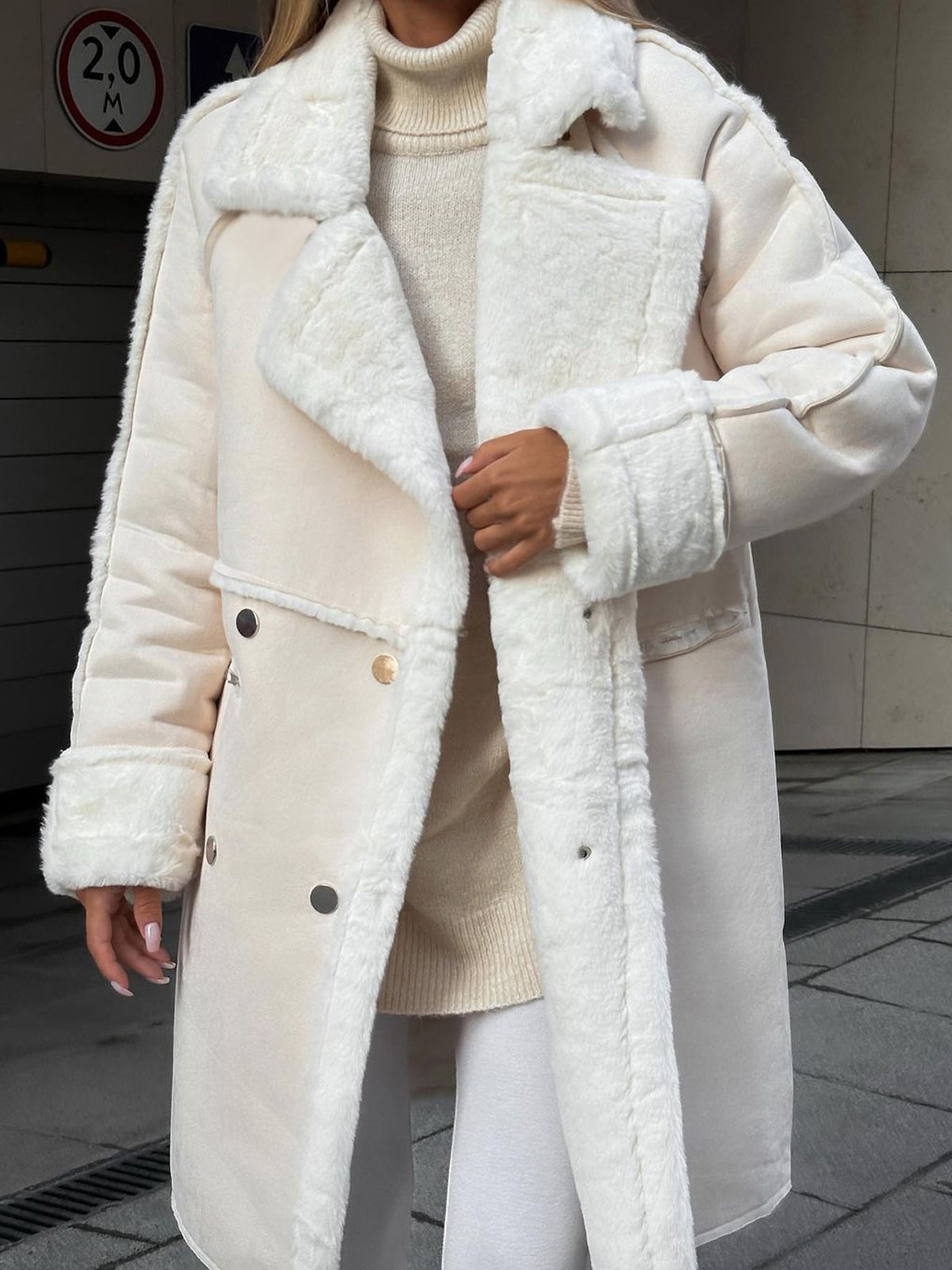 Women’s Coat – Faux Shearling – Oversized Fit – Double-Breasted – Knee Length
