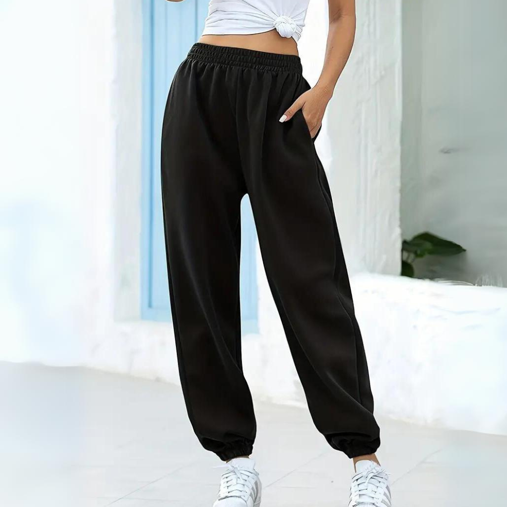 Women's Jogger Sweatpants - Elastic Waist - Relaxed Fit - Soft Cotton Blend - With Pockets