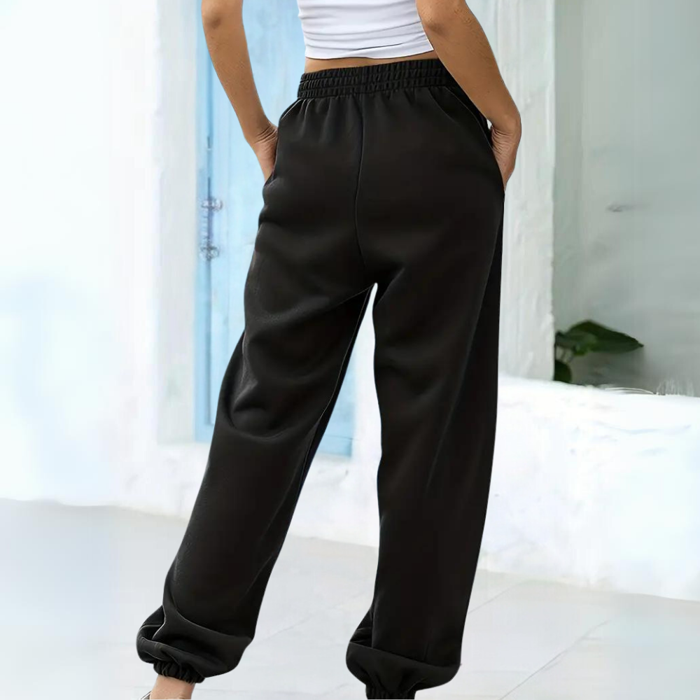 Women's Jogger Sweatpants - Elastic Waist - Relaxed Fit - Soft Cotton Blend - With Pockets