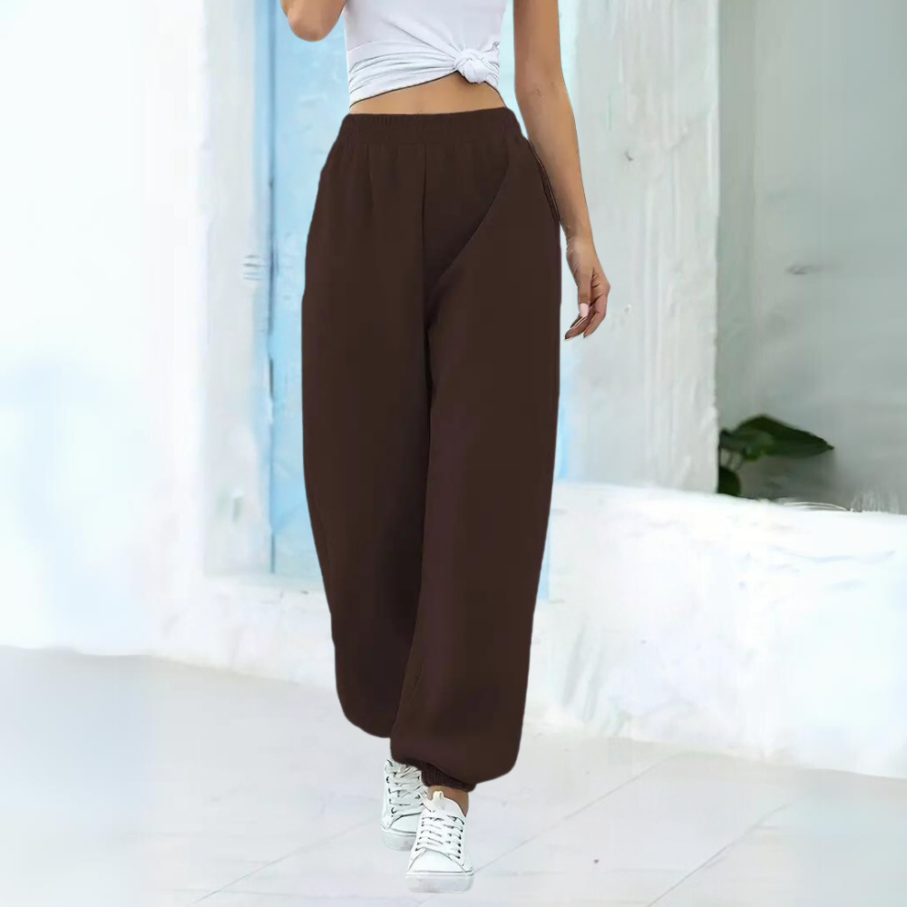 Women's Jogger Sweatpants - Elastic Waist - Relaxed Fit - Soft Cotton Blend - With Pockets