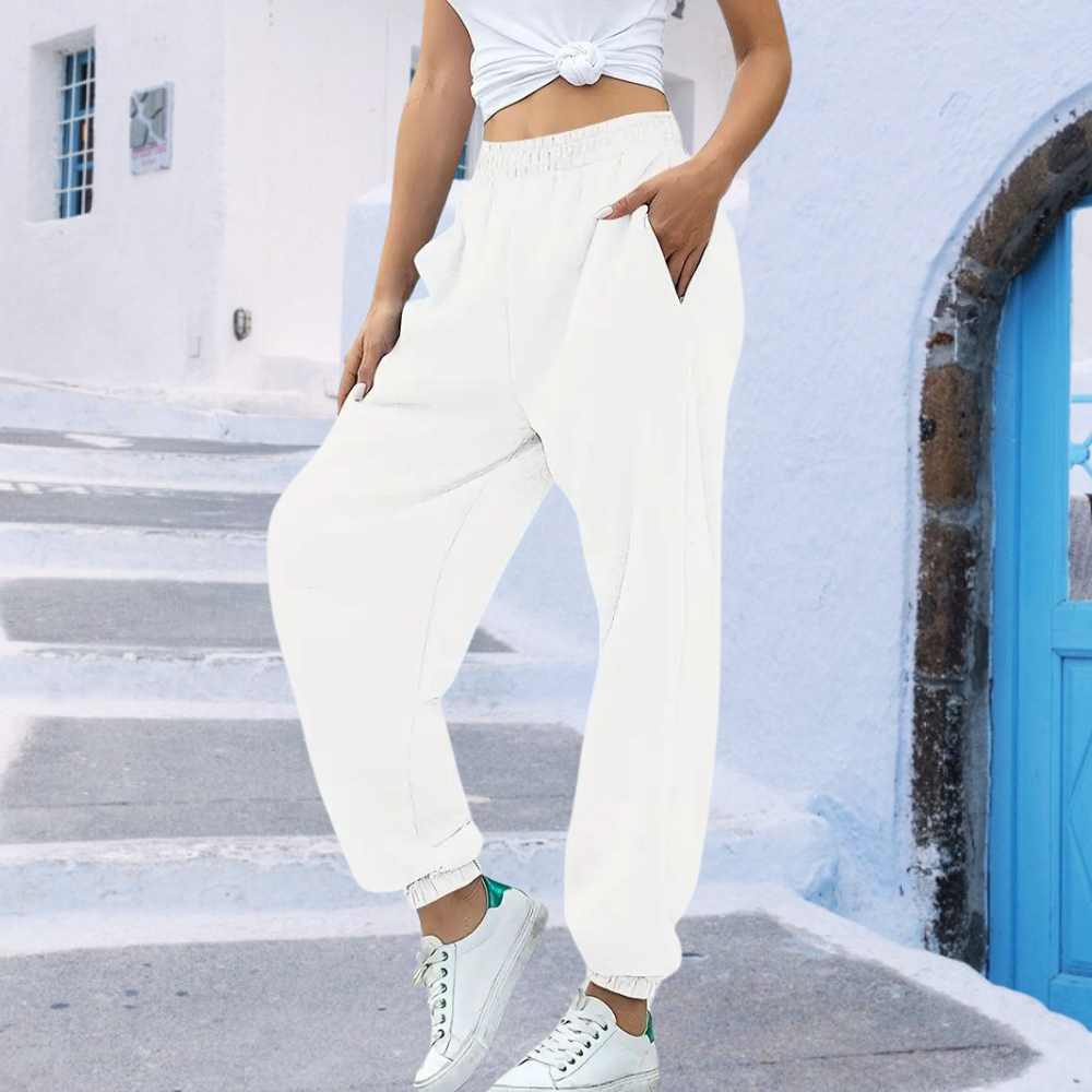 Women's Jogger Sweatpants - Elastic Waist - Relaxed Fit - Soft Cotton Blend - With Pockets