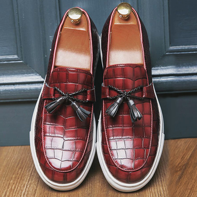 Men’s Leather Loafers – Embossed Croc Pattern – Tassel Detail – Slip-On Formal Shoes