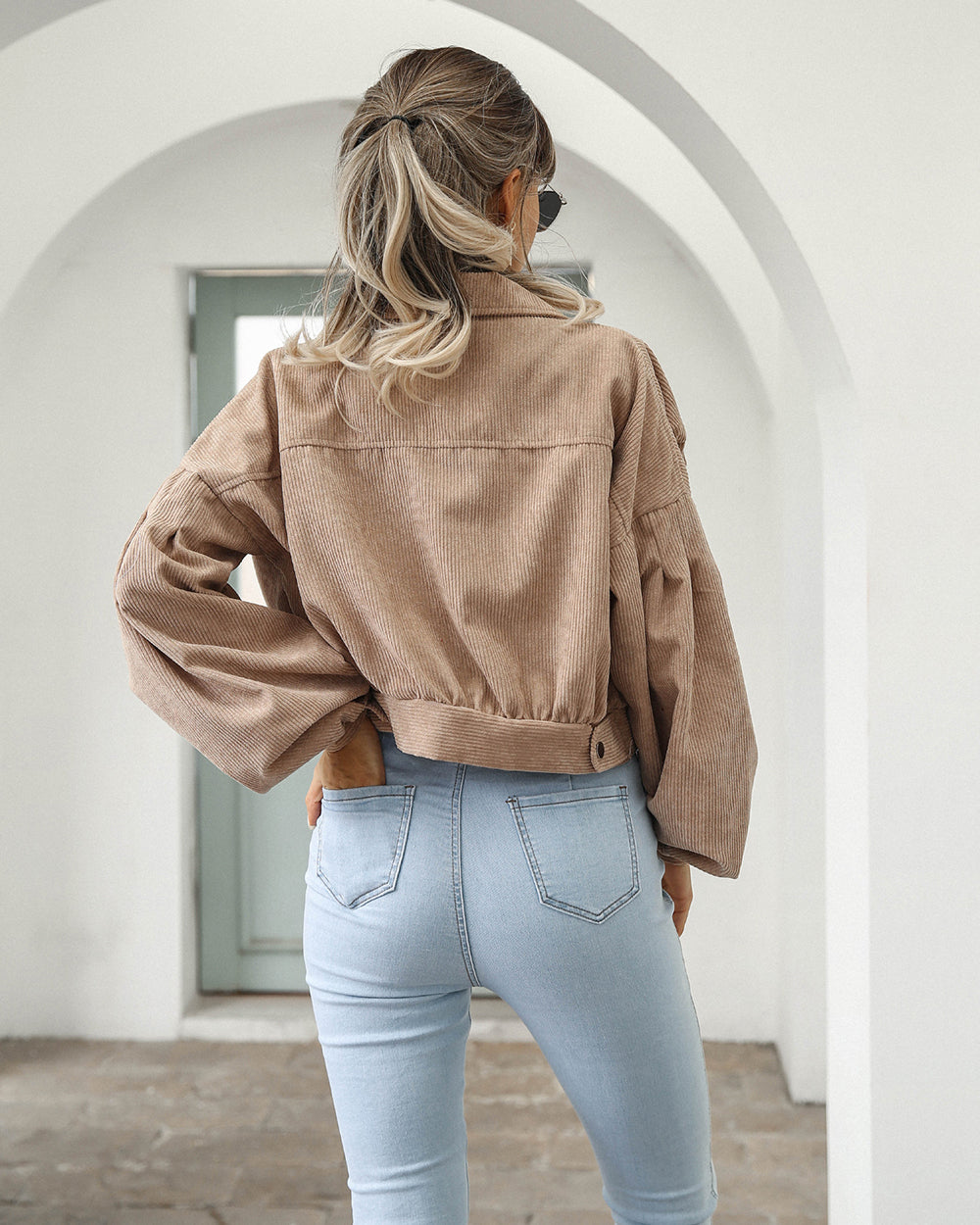 Women’s Cropped Jacket – Corduroy – Oversized Fit – Balloon Sleeves – Chest Pockets