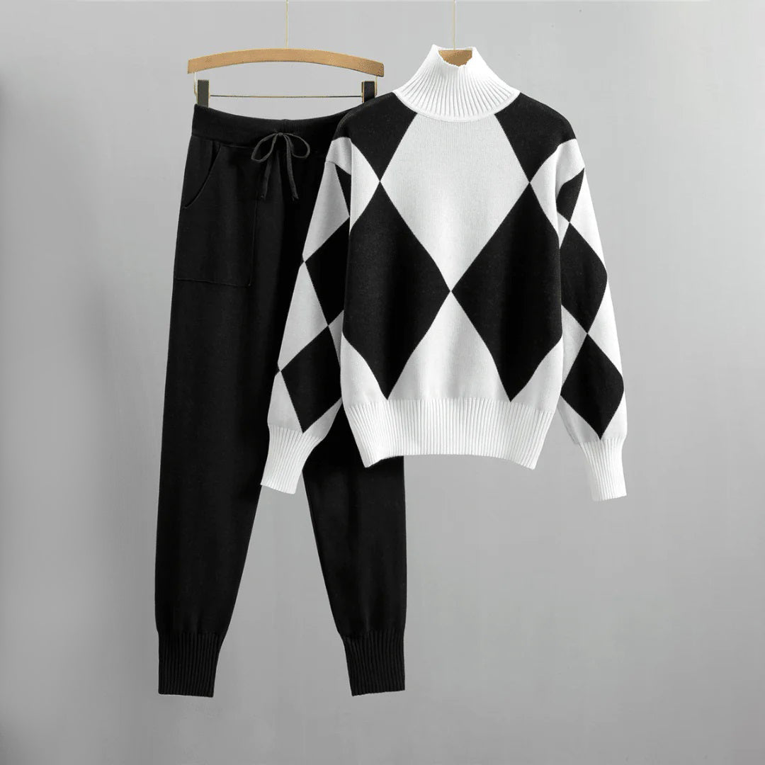 Women’s Knit Lounge Set – Relaxed Fit – Wool Blend – Turtleneck Top & Tapered Bottoms