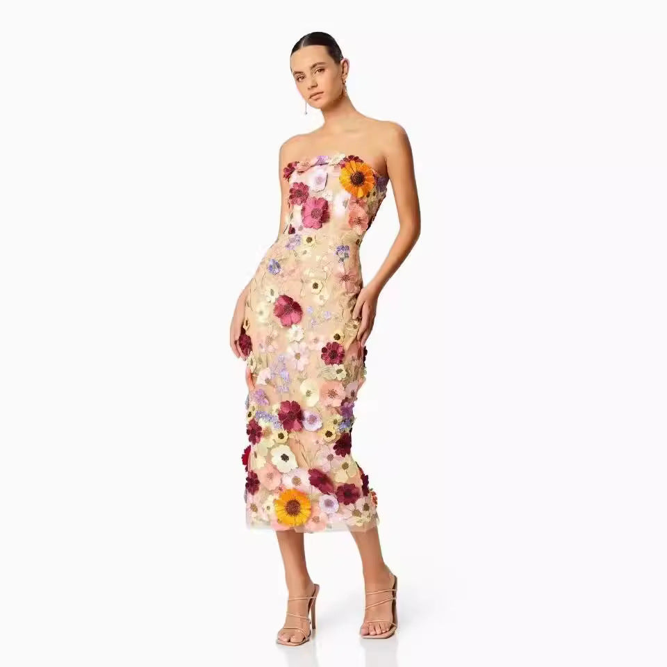 Women’s Strapless Dress – Slim Fit – 3D Floral Appliqué – Sheer Tulle – Midi Length