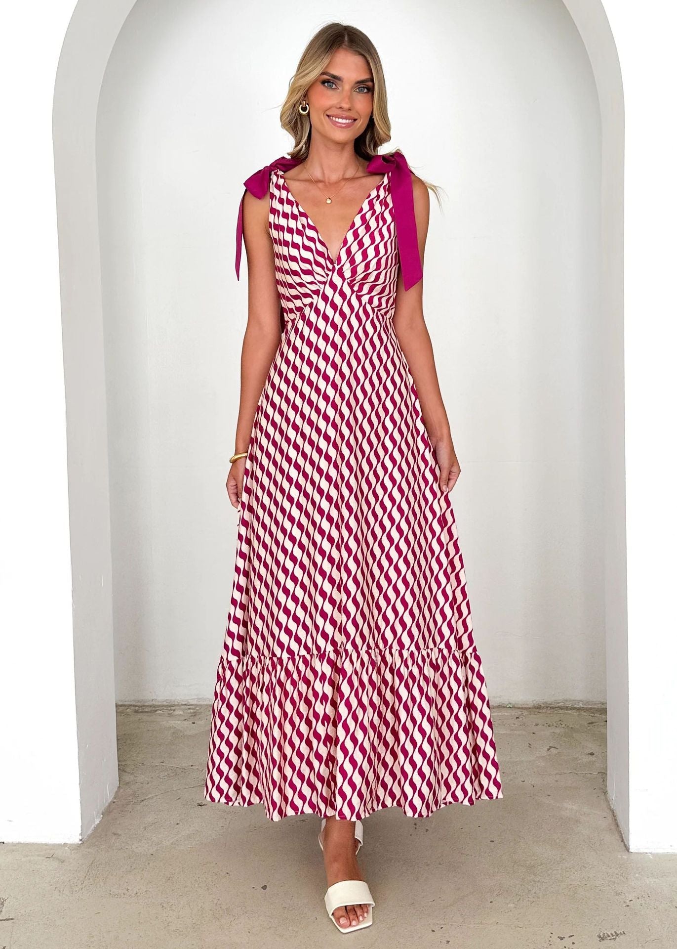 Women’s Maxi Dress – Sleeveless V-Neck – Tie Shoulder – Flowing Fit – Printed Design