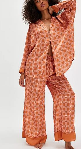 Women’s Pajama Set – Silk – Relaxed Fit – Button-Up Top – Wide-Leg – Printed Design