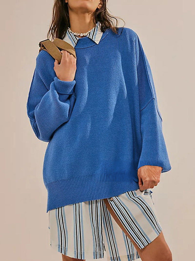 Women’s Pullover Knit Sweater – Oversized Fit – Crew Neck – Long Sleeve – Side Slits