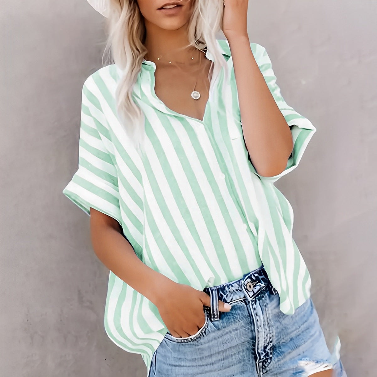 Women’s Short Sleeve Shirt – Lightweight Cotton – Relaxed Fit – Striped Button Front