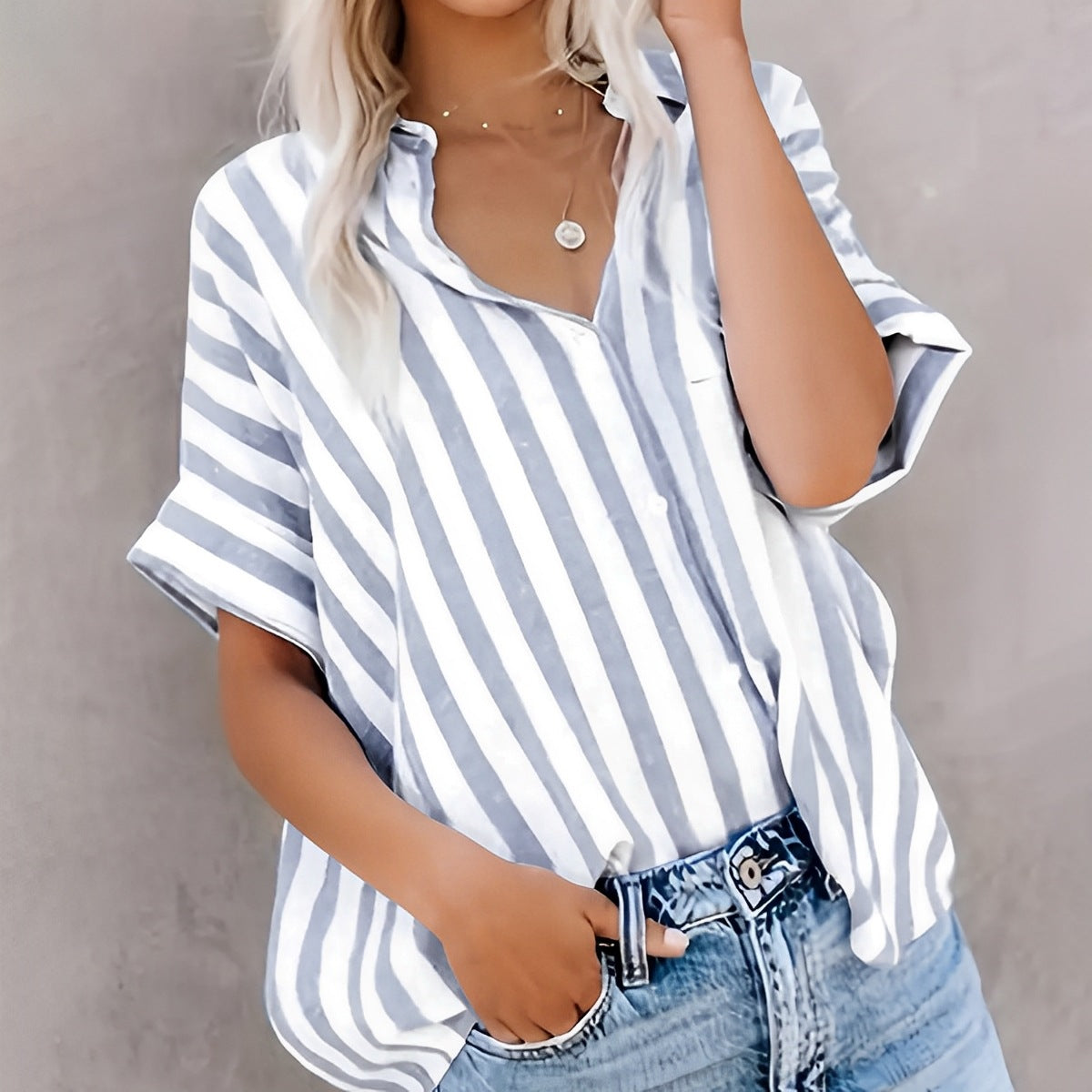 Women’s Short Sleeve Shirt – Lightweight Cotton – Relaxed Fit – Striped Button Front