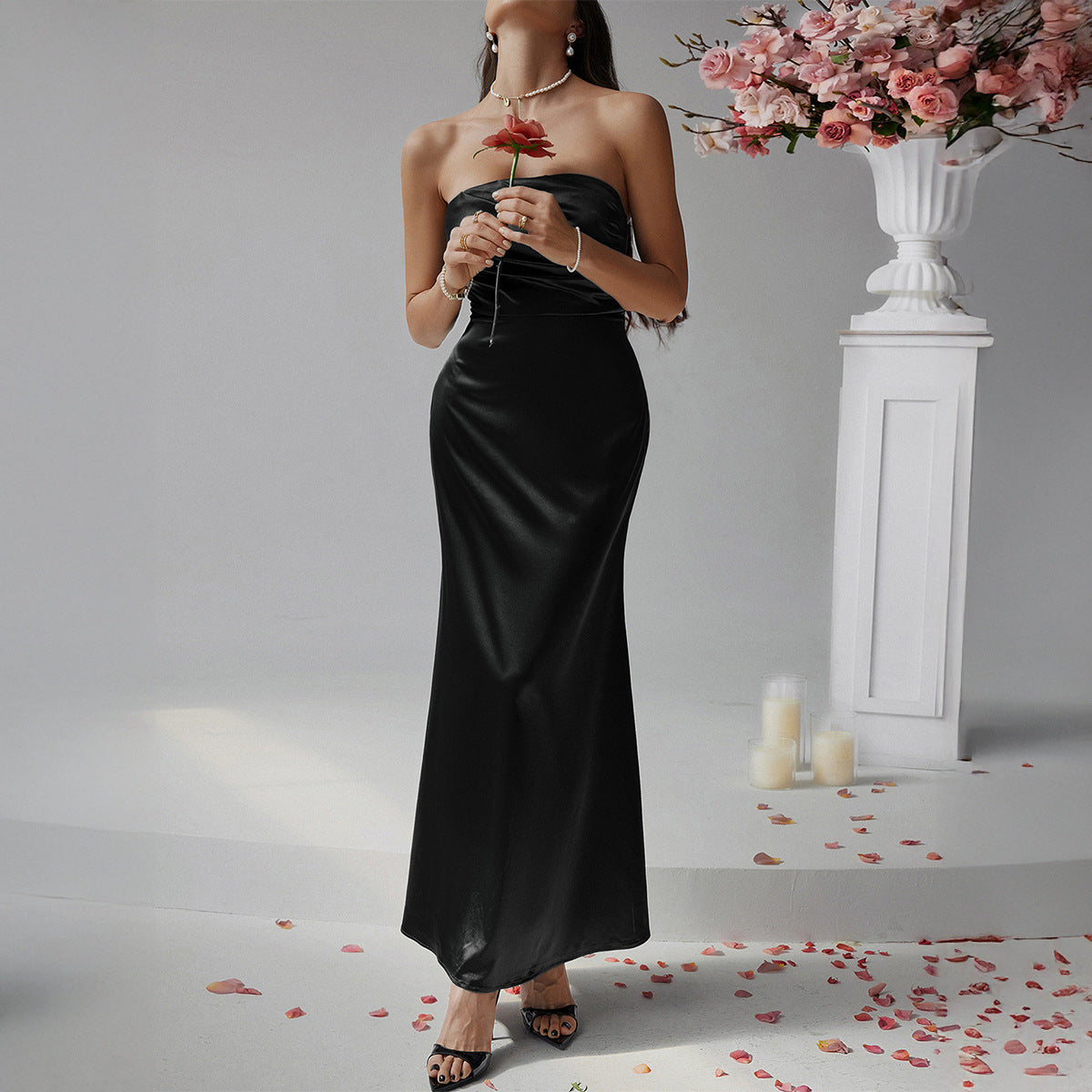 Women’s Evening Gown – Strapless Slim Fit – Satin Finish – Full Length Formal Dress