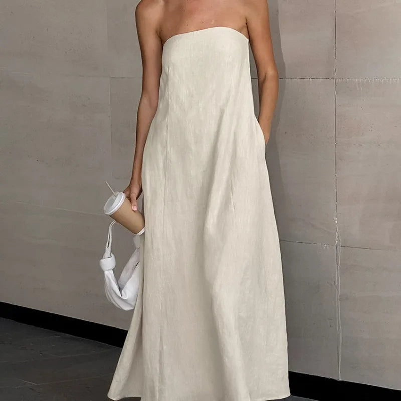 Women’s Strapless Dress – Relaxed Fit – Full Length – Backless – Pockets
