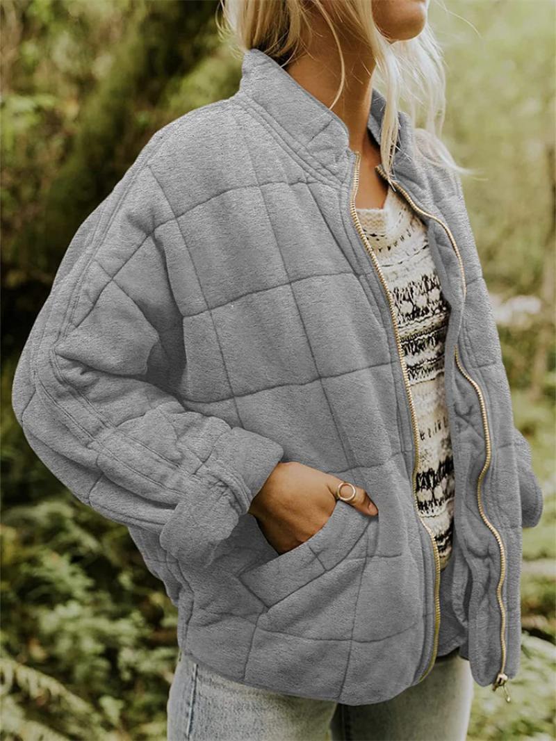 Women’s Quilted Jacket – Oversized Fit – Soft Padded Texture – Zipper Front – Hip Length