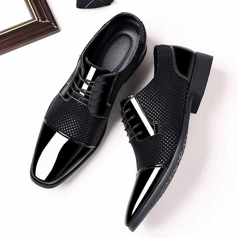 Men’s Formal Lace-Up Shoes – Polished Leather & Textured Fabric – Sleek Fit