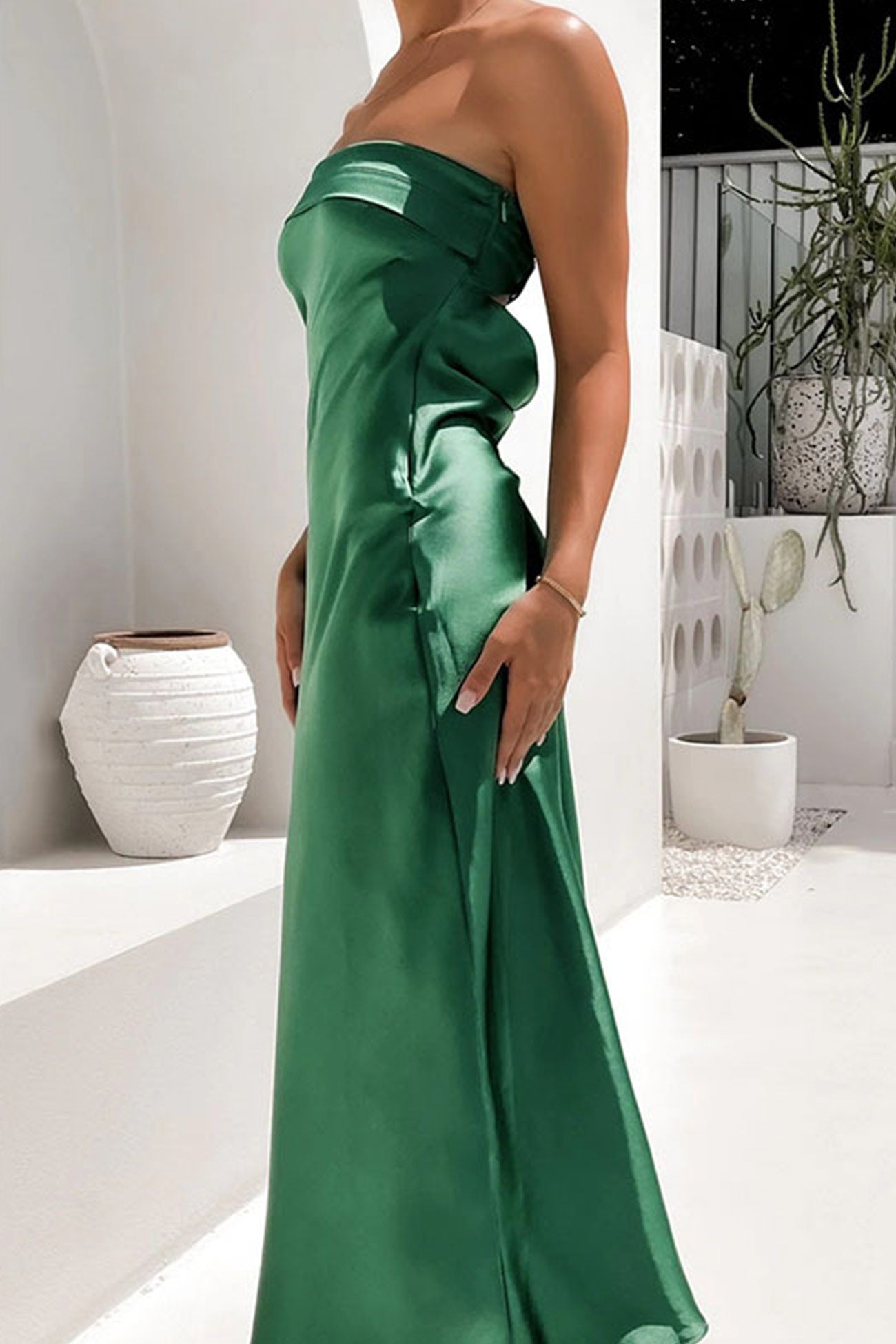 Women's Strapless Evening Gown - Satin Finish - Elegant Fitted Silhouette