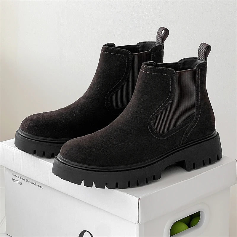 Men’s Mid-Cut Casual Boots – Suede – Elastic Side Panels – Chunky Sole – Retro Style