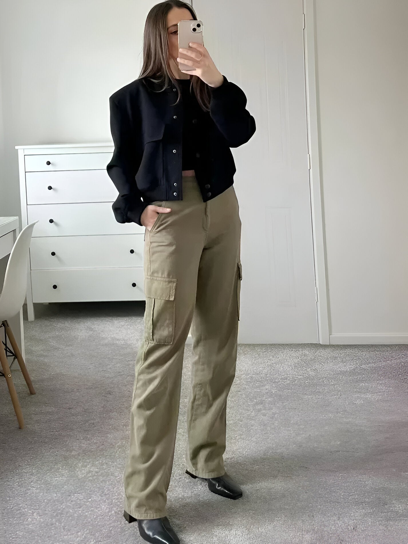 Women's Cropped Varsity Jacket - Classic Button-Up - Ribbed Collar & Cuffs - Casual Fit