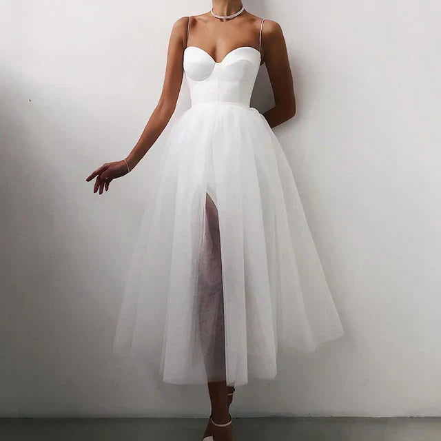 Women’s Evening Dress – Sweetheart Neckline – Spaghetti Straps – A-Line Silhouette