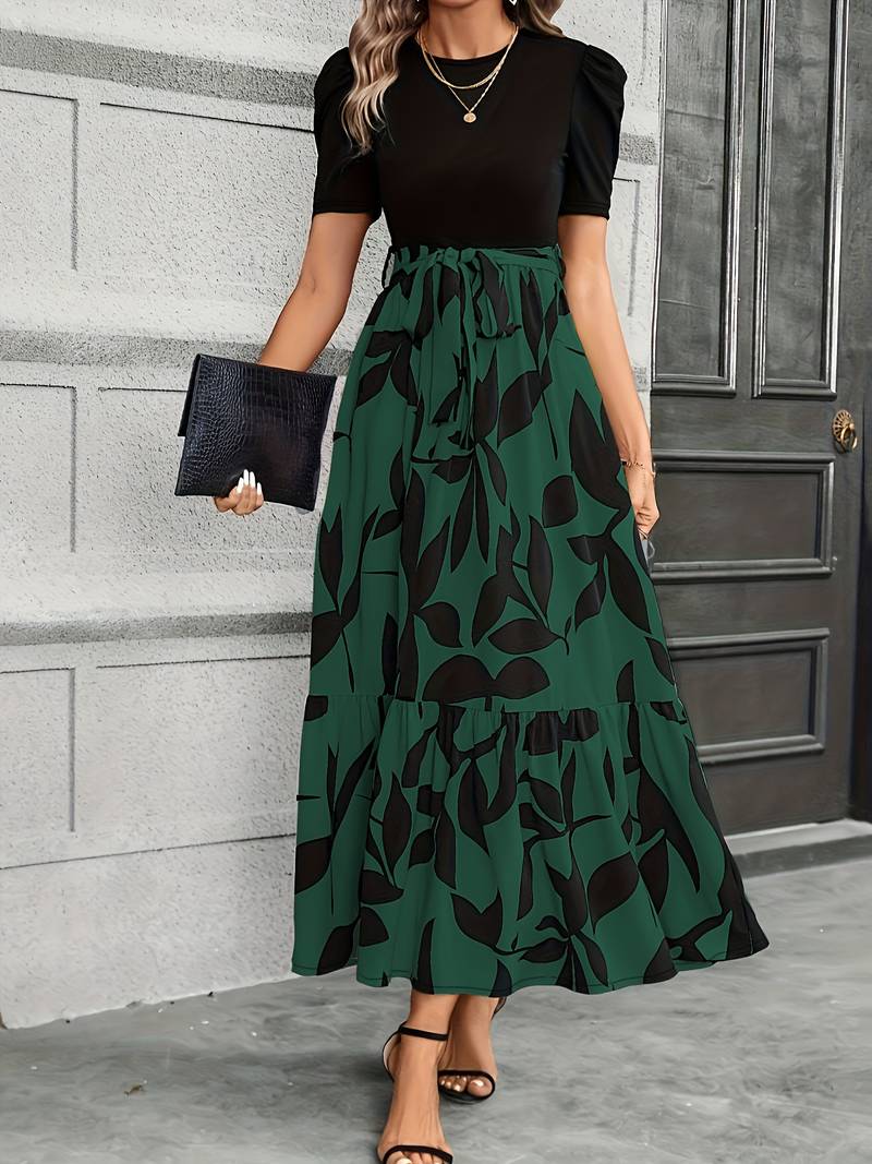 Women's Maxi Dress - Short Sleeve Puff Detail - Cinched Waist - Flowing Flared Skirt