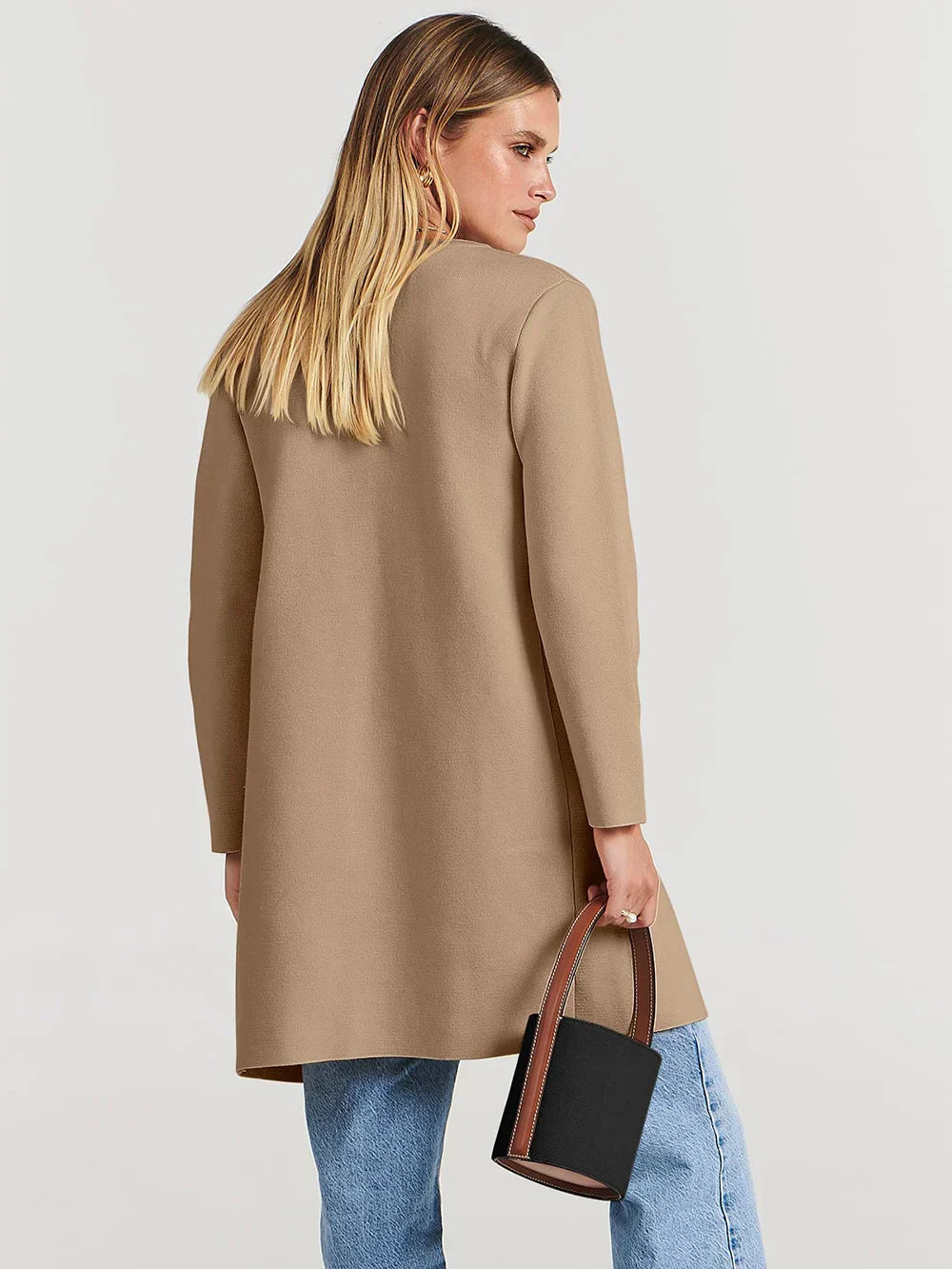 Women’s Knee-Length Coat – Wool Blend – Relaxed Fit – Wide Lapel – Patch Pockets