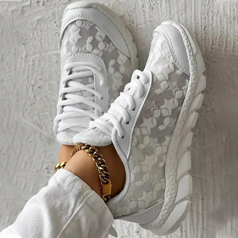 Women’s Sneakers – Breathable Mesh – Cushioned Sole – Lace-Up Low Top – Casual Fit