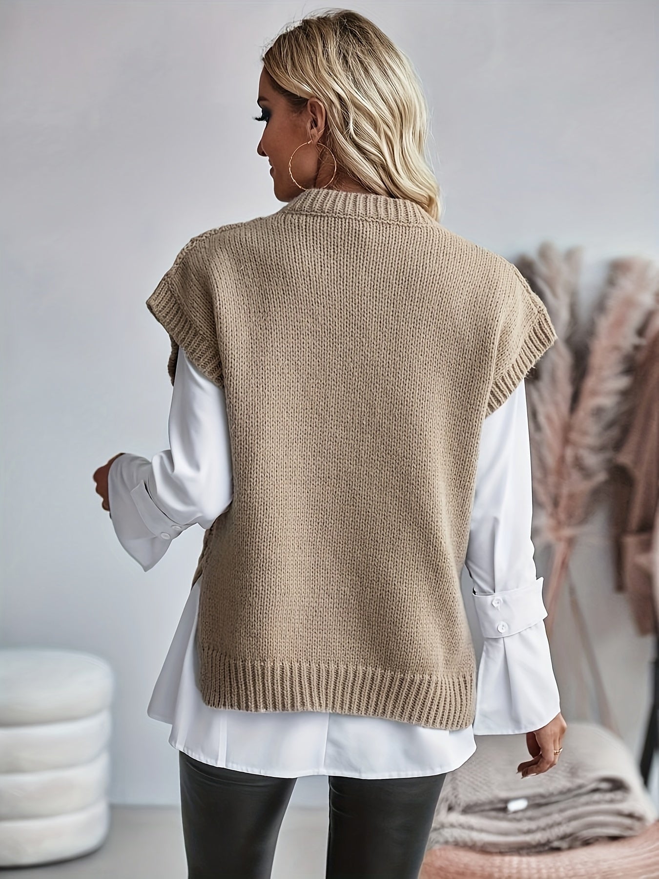 Women's Knitted Vest - Cable Knit - Sleeveless - Relaxed Fit - Layering Piece