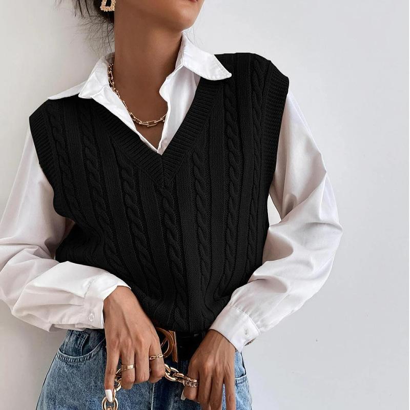 Women’s Sweater Vest – Cable Knit Pattern - V-Neck