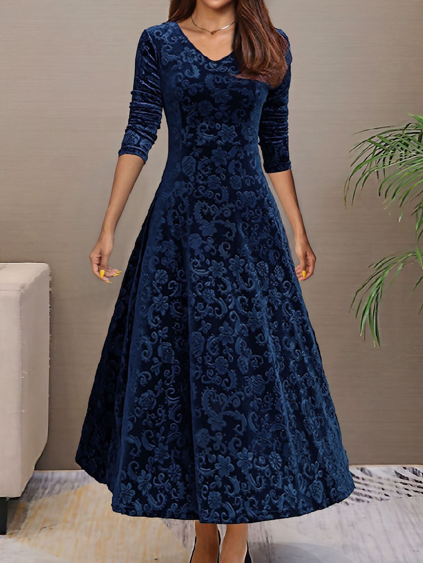 Women's Formal Dress - V-Neck - Floral Pattern - Velvet Elegant Evening Wear