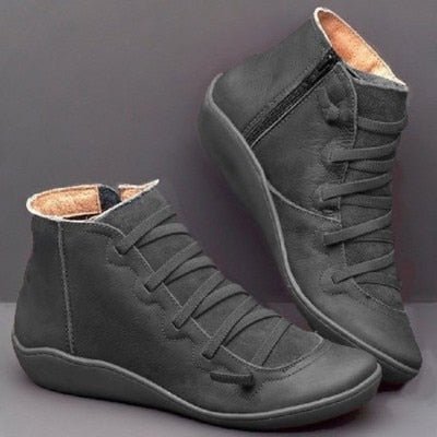 Women’s Ankle Boots – Leather – Lace-Up Front – Side Zipper – Snug Fit – Contrast Panels