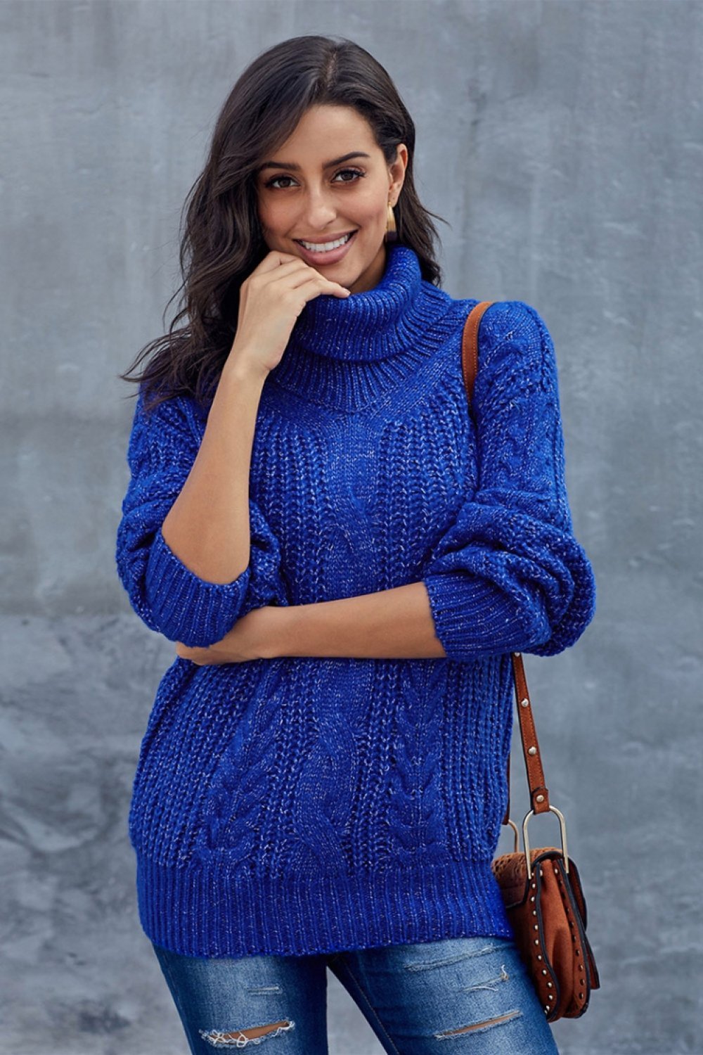 Women’s Sweater – Oversized Fit – Cable Knit – Turtleneck – Wool Blend – Ribbed Hem