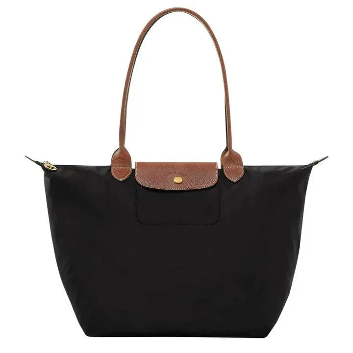 Women’s Shoulder Bag – Structured Design – Textured Flap – Water-Resistant Everyday Use