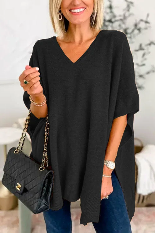Women’s Poncho – Relaxed Fit – Soft Knit – V-Neck – Ribbed Hem – Casual Layering Piece