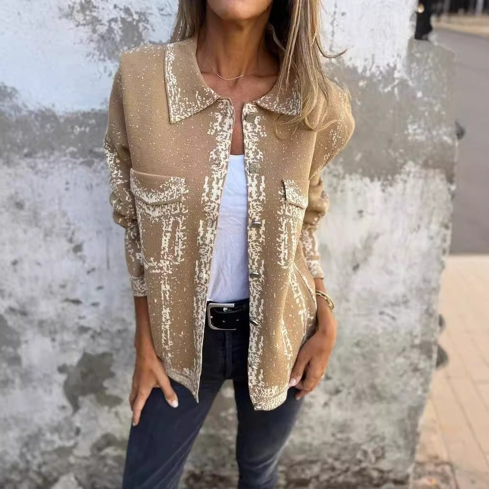 Women’s Knitted Jacket – Relaxed Fit – Wool Blend – Lapel Collar – Metal Buttons