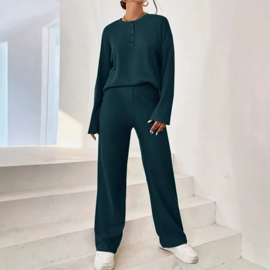 Women’s Loungewear Set – Ribbed Knit – Relaxed Fit Henley Top – Full-Length Pants