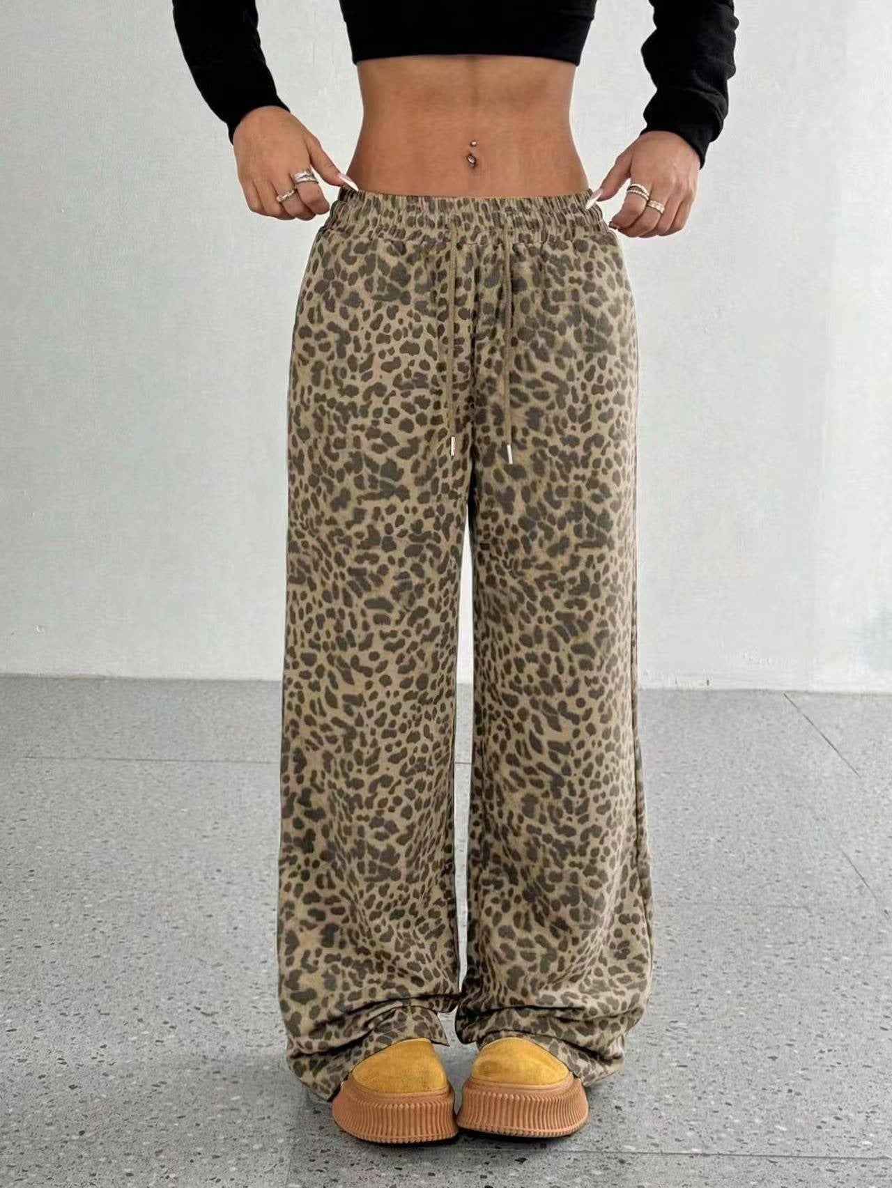 Women’s Wide-Leg Trousers – High Waist – Geometric Print – Relaxed Fit – Soft Fabric
