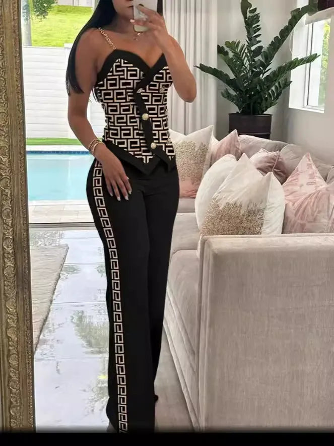 Women’s Suspender Suit – Tailored Fit – Double-Breasted Top – Animal Print Detail – Full-Length Trousers