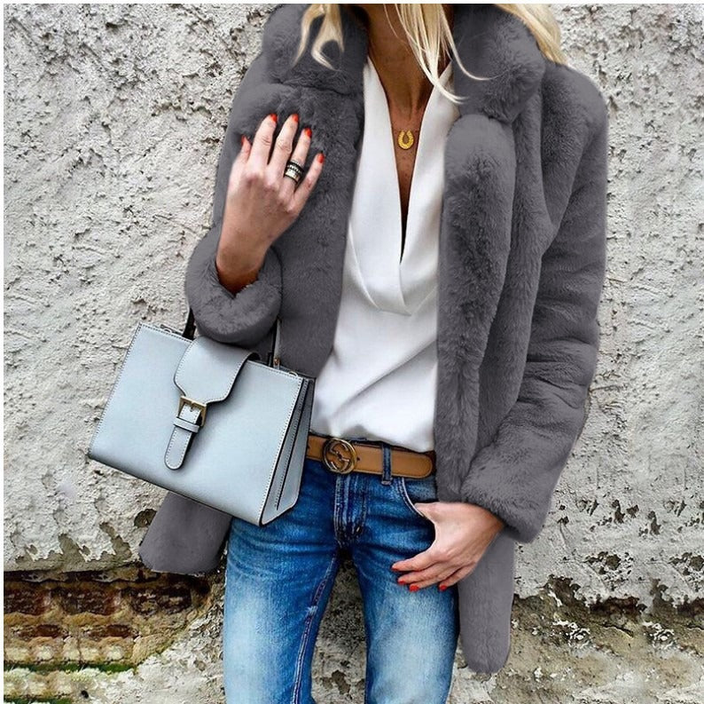 Women’s Faux Fur Coat – Oversized Fit – Fold-Over Collar – Long Sleeve Elegant Layer