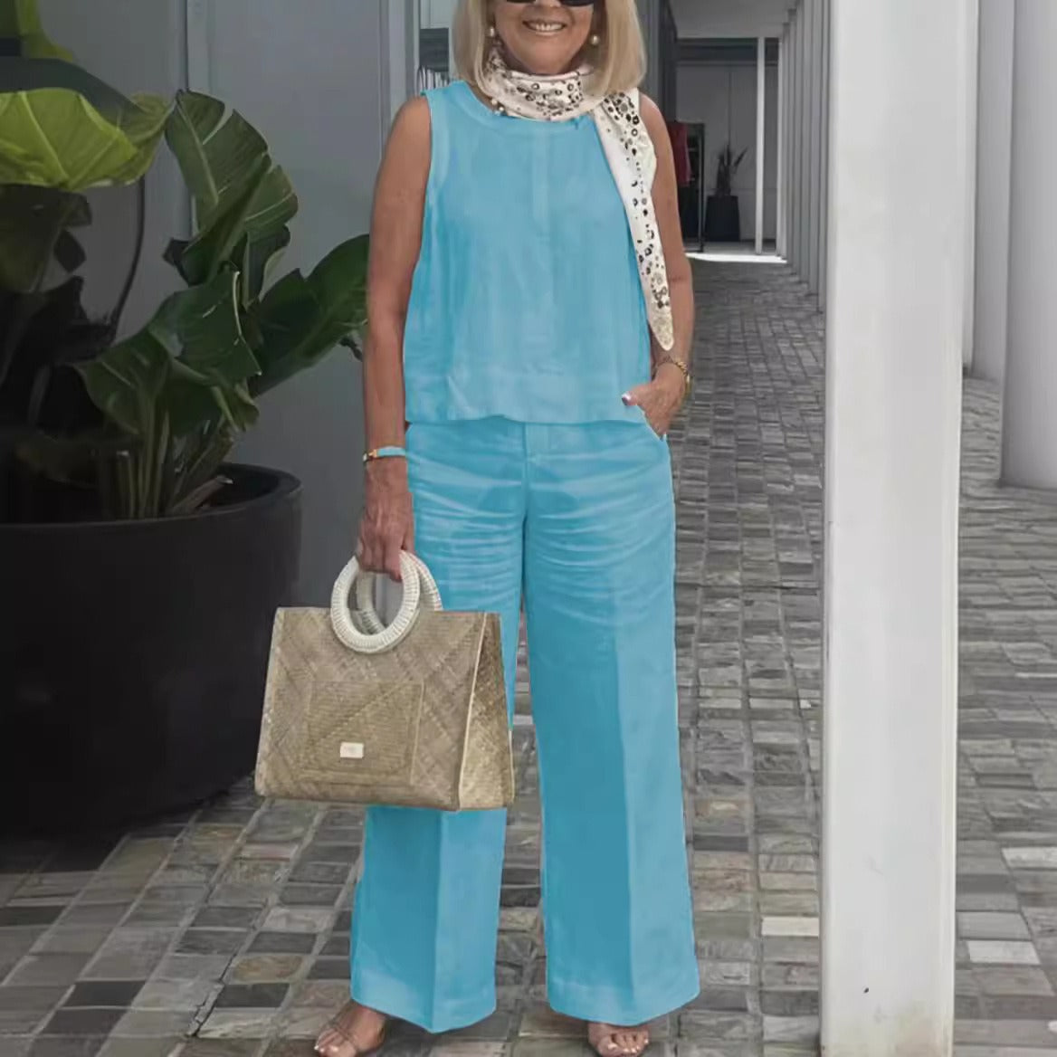 Women’s Two-Piece Set – Relaxed Fit – Cotton Linen – Sleeveless Top – Wide-Leg Trousers