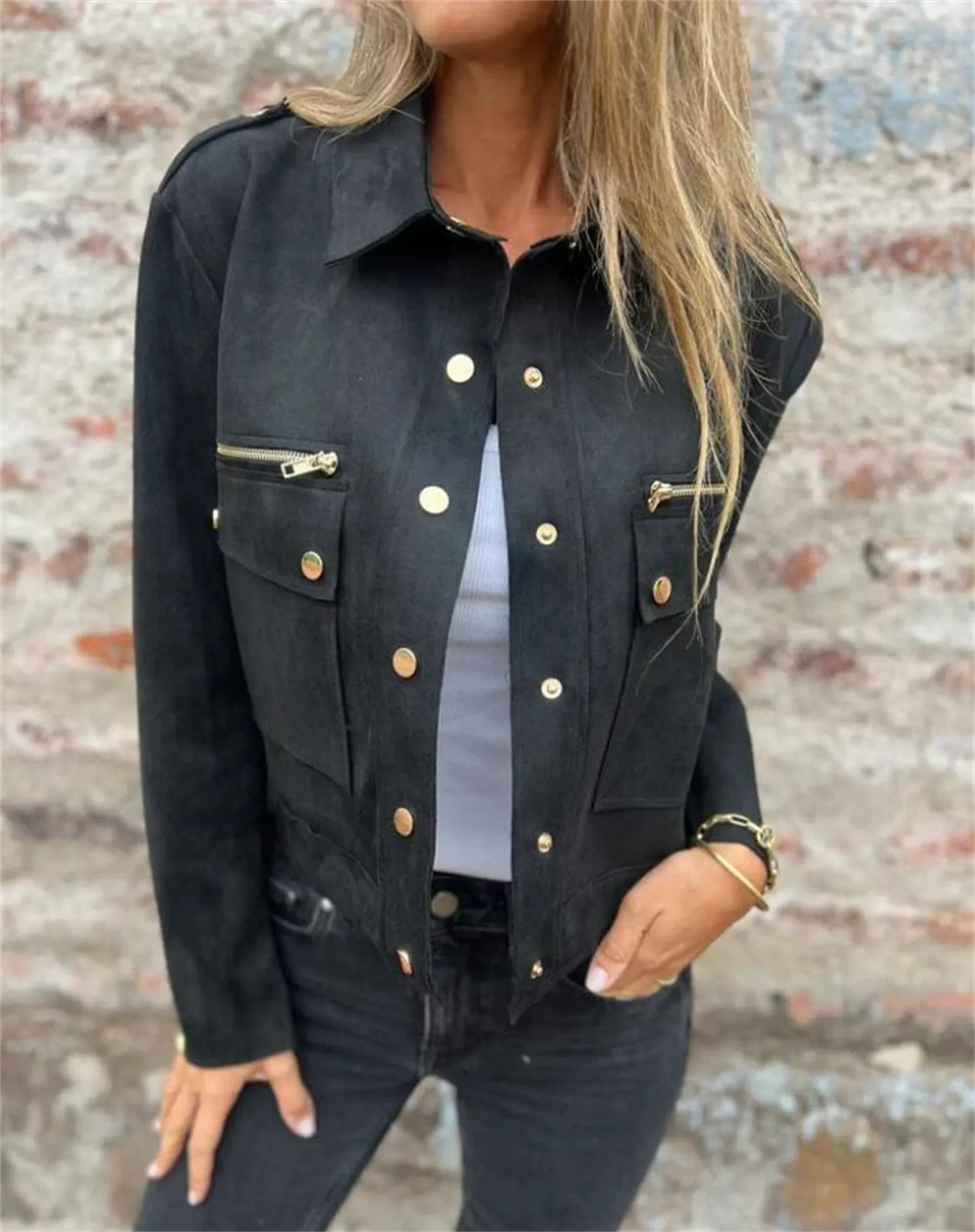 Women’s Suede Jacket – Tailored Fit – Classic Collar – Zip Front – Chest Snap Pockets