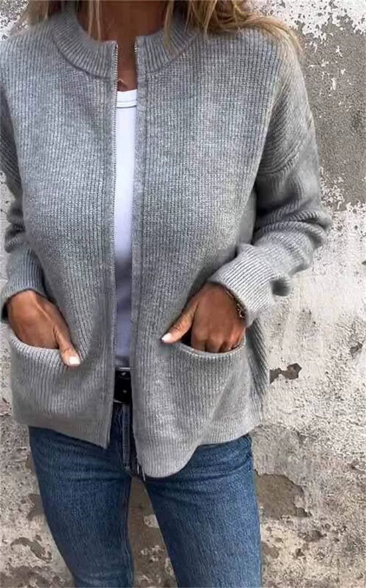 Women’s Jacket – Ribbed Knit – Loose Fit – Stand Collar – Zip Front – Hip Length