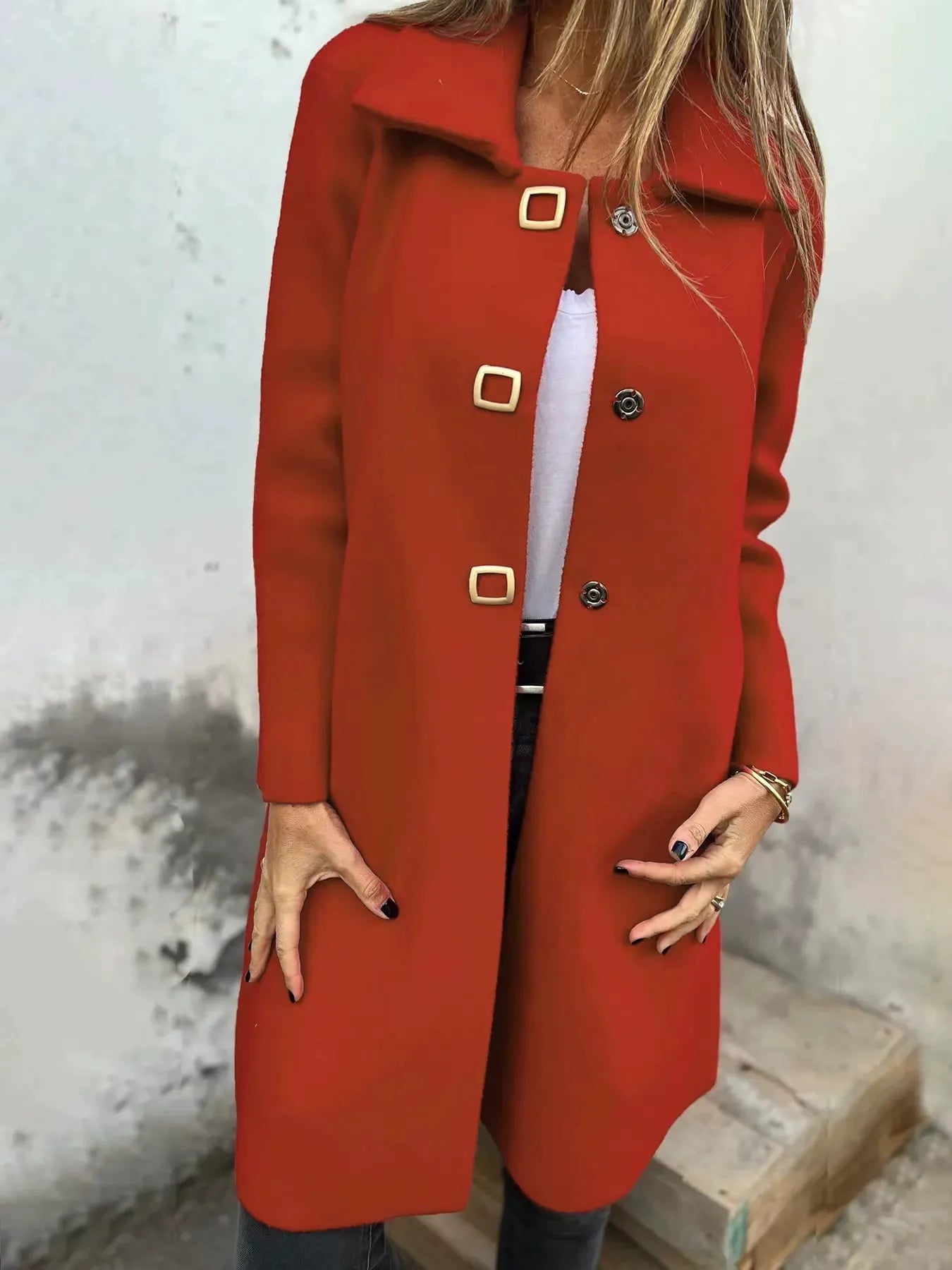 Women’s Wool Coat – Tailored Fit – Mid-Length – Single-Breasted with Wide Lapel