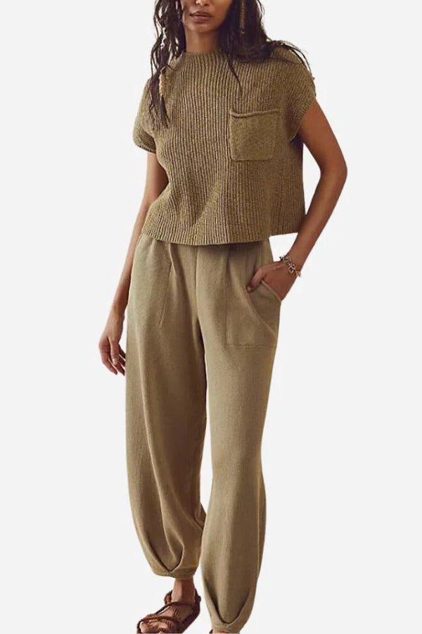 Women’s Two-Piece Set – Ribbed Knit Sleeveless Top – Wide-Leg Trouser