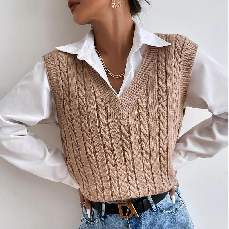 Women’s Sweater Vest – Cable Knit Pattern - V-Neck