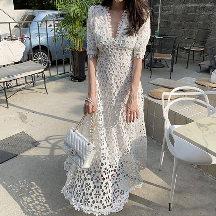 Women’s Maxi Dress – Lace A-Line Fit – V-Neck – Mid Sleeve – Scalloped Detail
