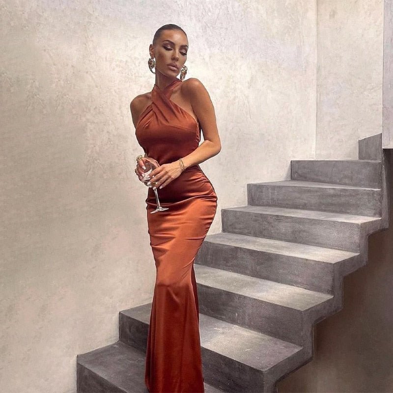 Women’s Evening Gown - Halter Neck - Floor Length - Satin Finish - Elegant Fit