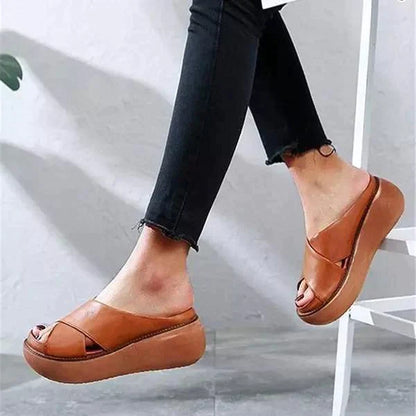 Women's Leather Sandals - X-Strap Design - Cushioned Footbed - Casual Comfort Wear